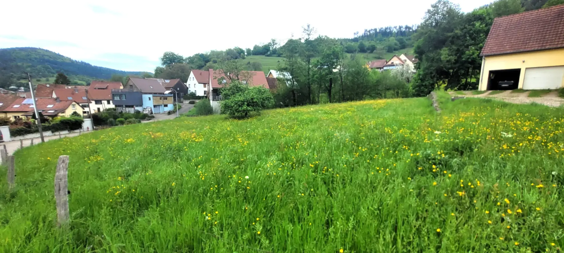 Terrain constructible de 1506 m² à Munster avec vue et proximité Colmar 