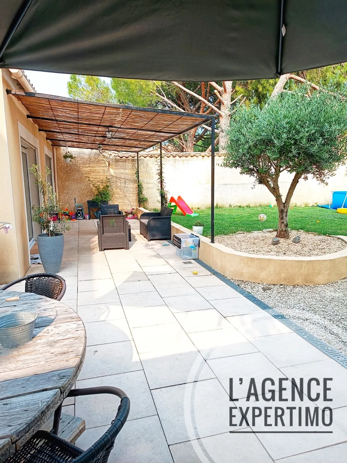 Belle maison à Bollène avec jardin, terrasse et double garage 