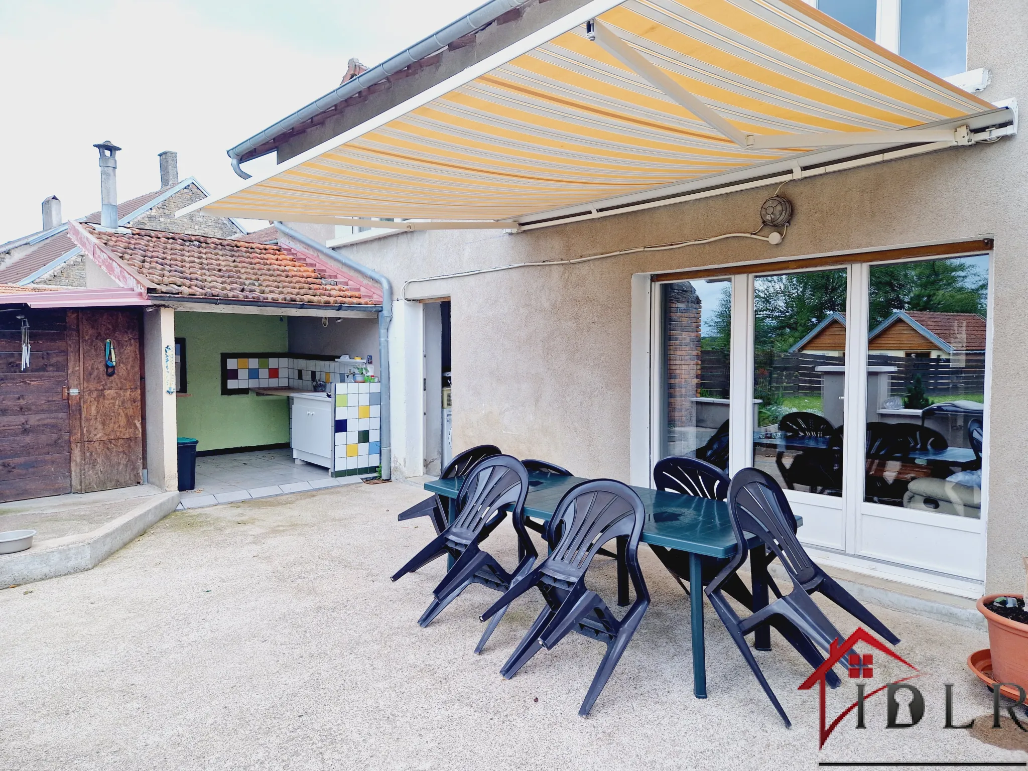Belle maison familiale de 189 m2 avec grand terrain clos à Fayl Billot 