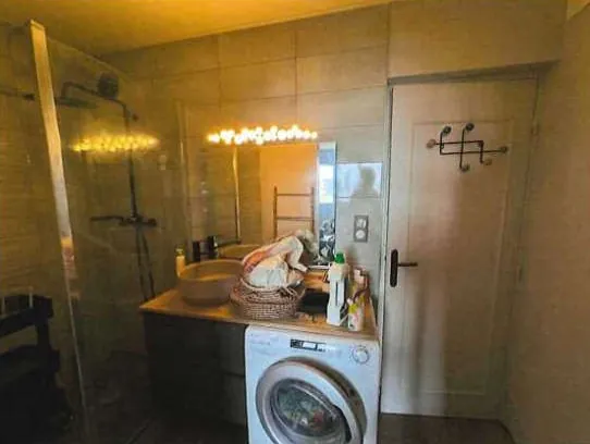 Appartement à vendre à Dijon lors d'une vente aux enchères - 2 chambres et parking 