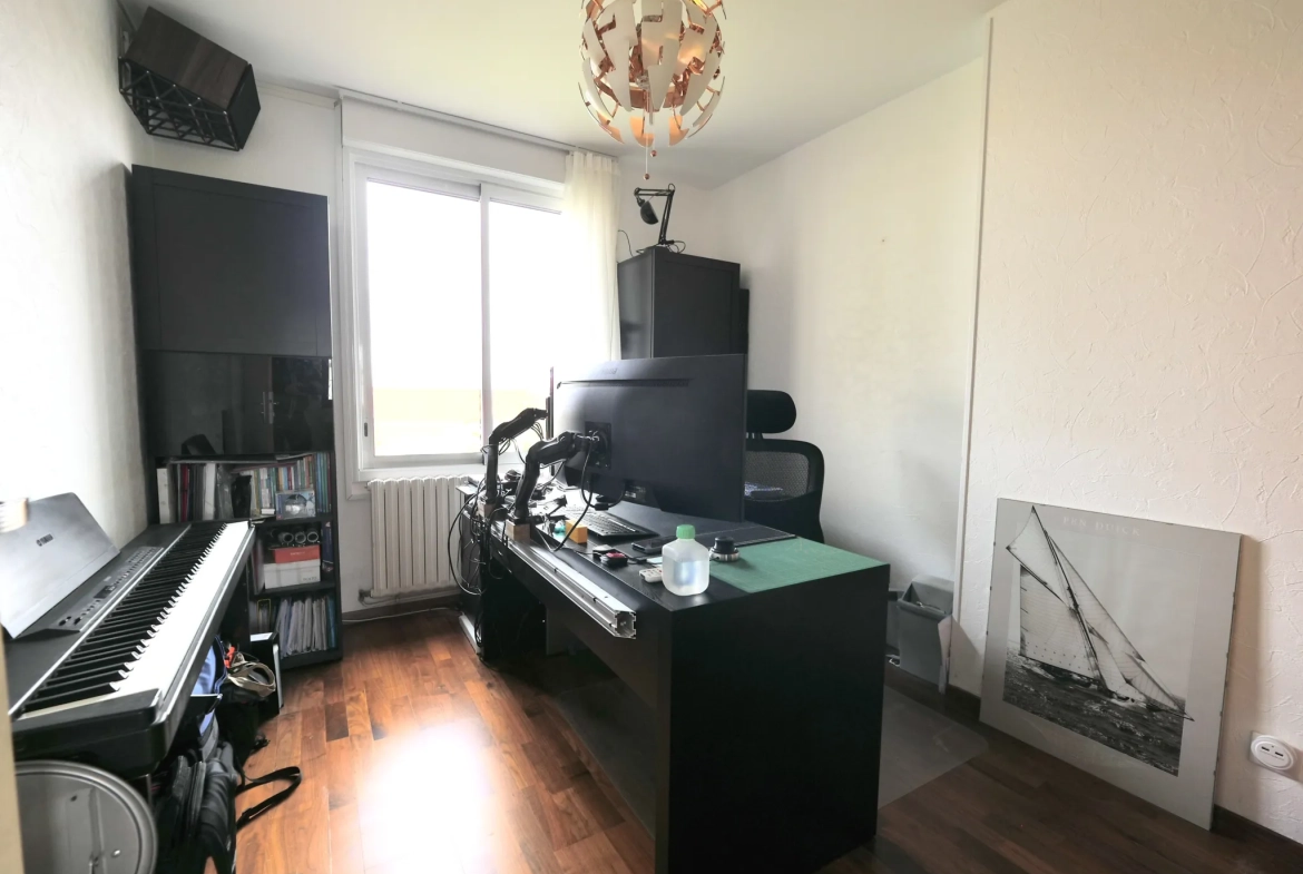 Maison 6 pièces de 135 m² avec jardin à Ville Dieu La Blouère 