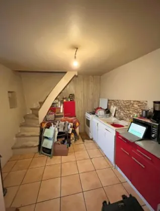 Villa à Hermes de 66 m² avec 2 chambres et grand terrain, vente aux enchères 