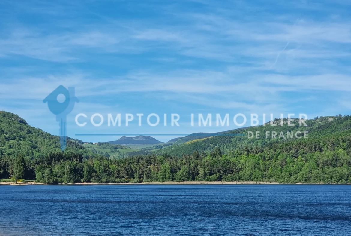 Maison ardéchoise rénovée avec terrain proche du lac d’Issarles 