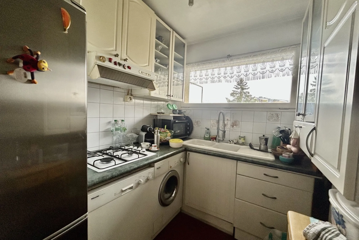 Appartement 2 pièces avec balcon à vendre à Le Perreux-sur-Marne 