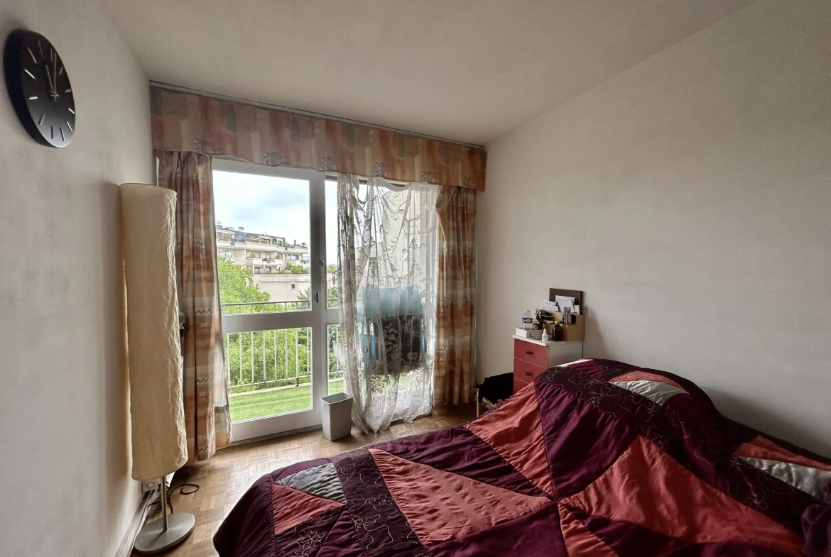 Appartement 2 pièces avec balcon à vendre à Le Perreux-sur-Marne 