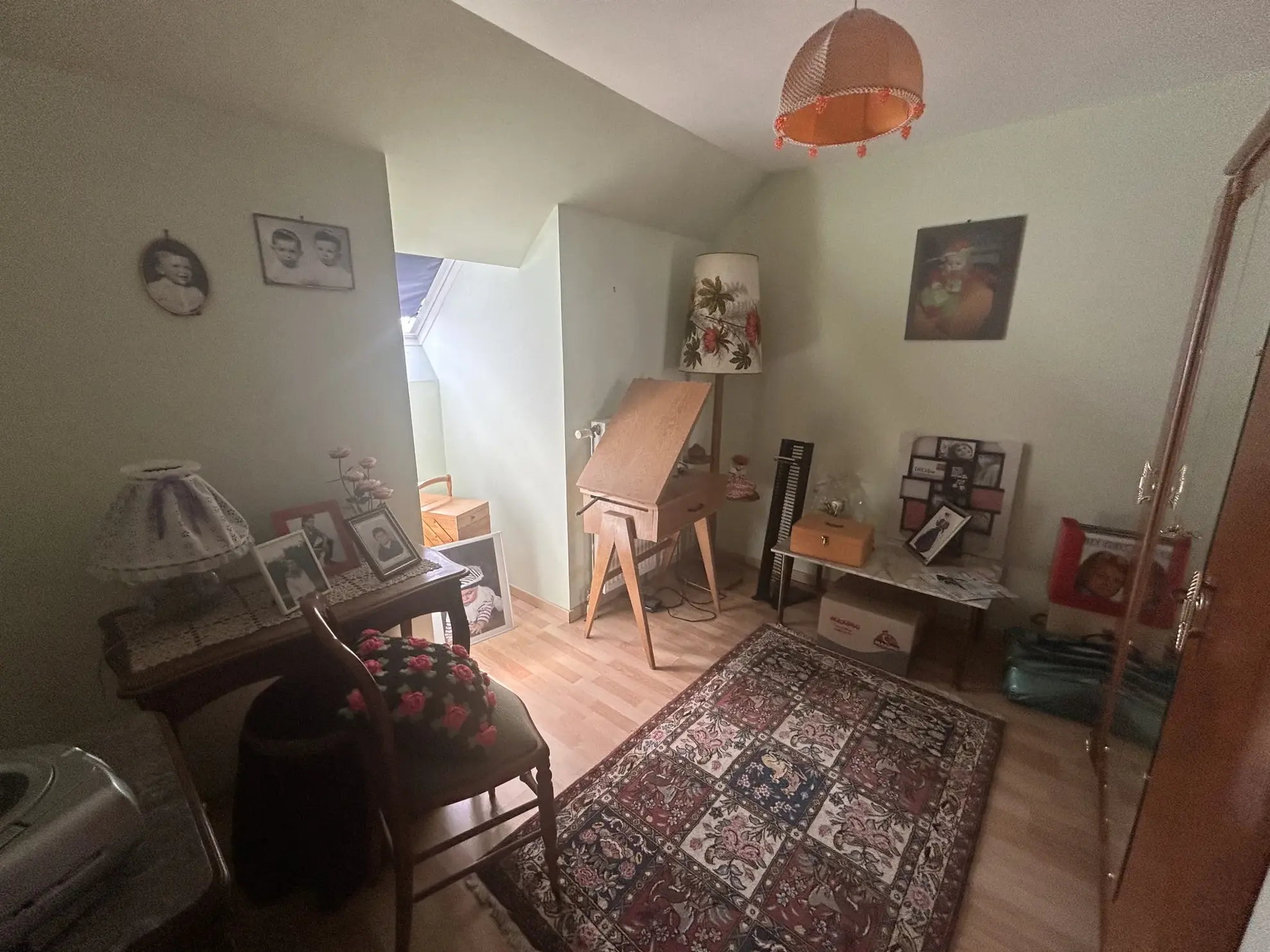 Maison à Angerville de 97 m² avec 4 chambres, garage et jardin arboré 