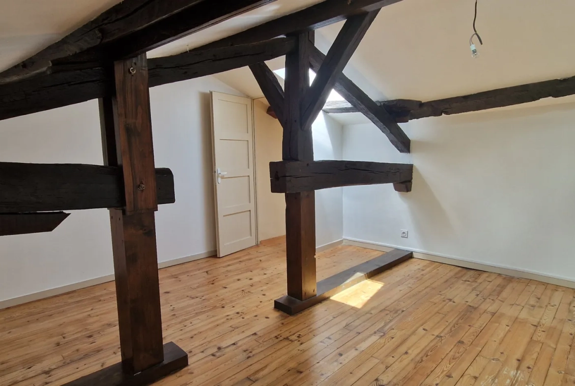 Maison de ville de 110 m² à Bazas – Idéal investisseur ou primo-accédant 