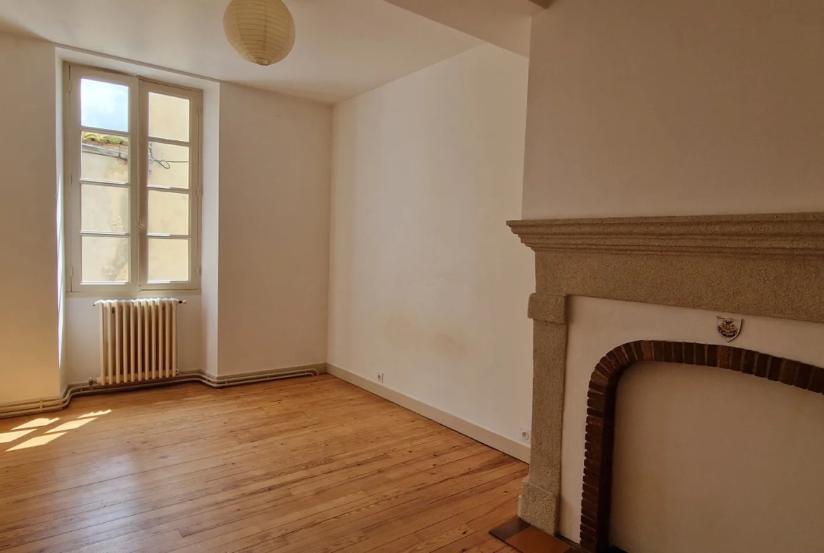 Maison de ville de 110 m² à Bazas – Idéal investisseur ou primo-accédant 