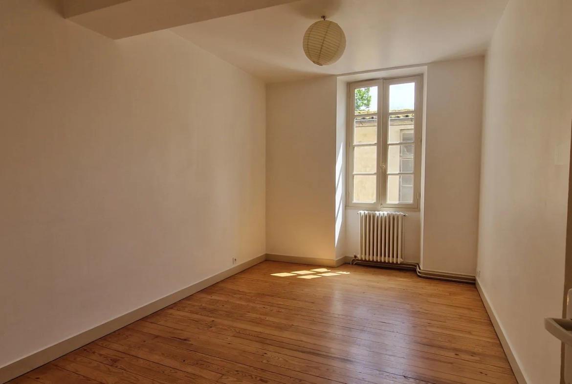 Maison de ville de 110 m² à Bazas – Idéal investisseur ou primo-accédant 