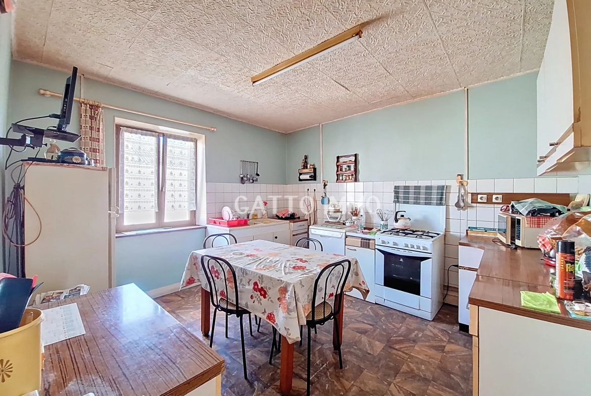 Maison à Vigy de 127m² avec potentiel d’investissement ou familial 