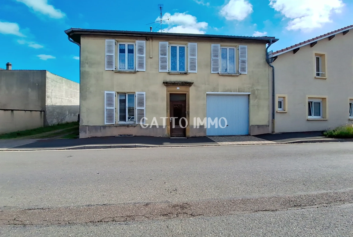 Maison à Vigy de 127m² avec potentiel d’investissement ou familial 