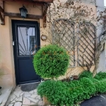 Maison de ville à Quincy-Voisins avec 3 chambres, cave et options de location de box ou jardin