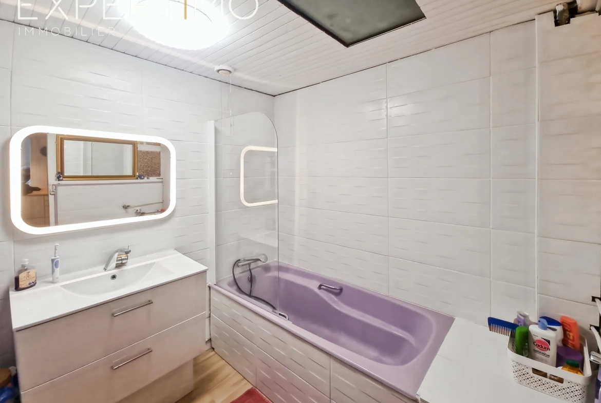 Maison de 147 m² à Feuquieres-en-Vimeu avec garage et atelier, proche baie de Somme 