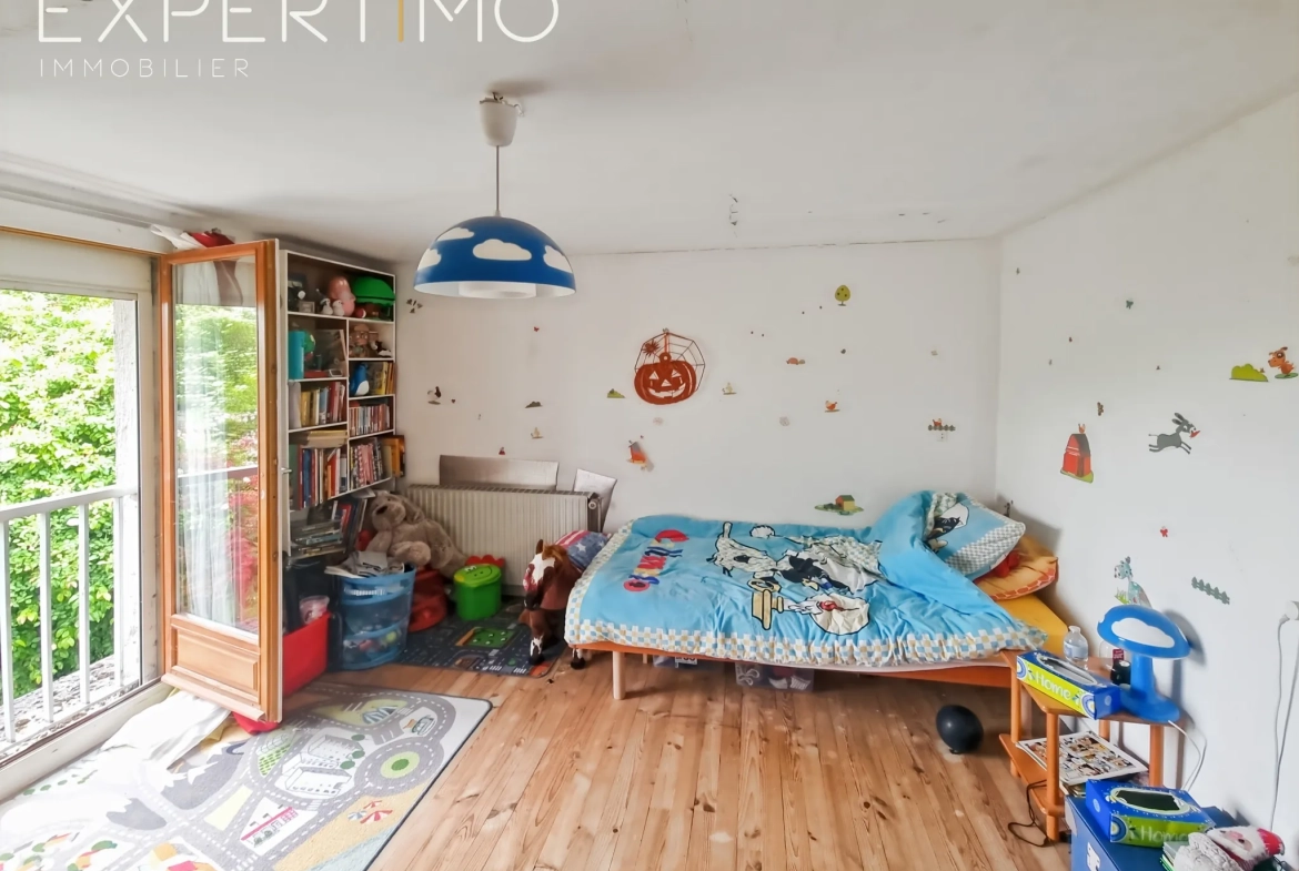 Maison de 147 m² à Feuquieres-en-Vimeu avec garage et atelier, proche baie de Somme 