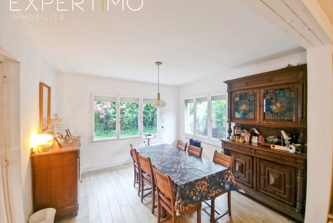 Maison de 147 m² à Feuquieres-en-Vimeu avec garage et atelier, proche baie de Somme 