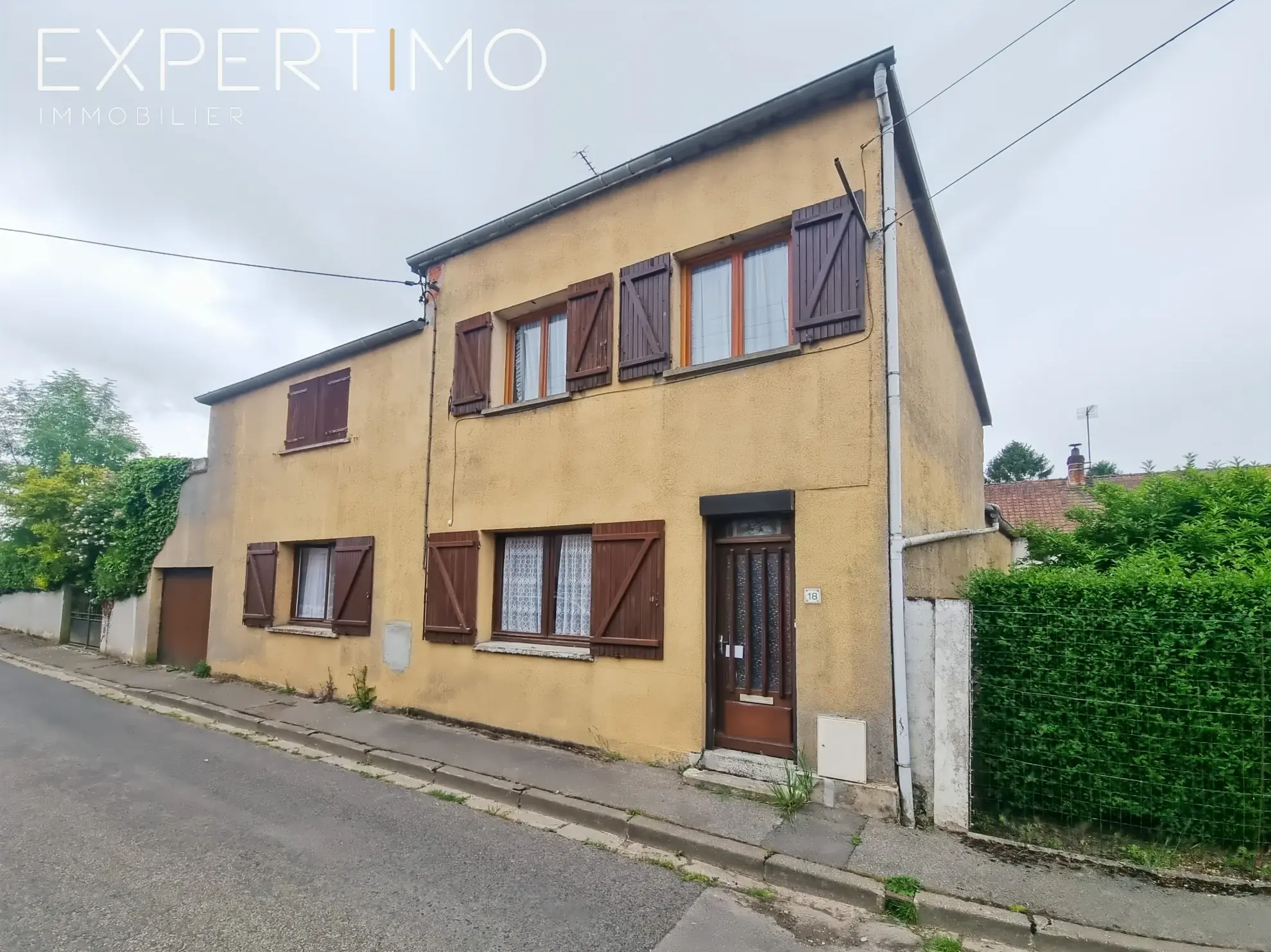 Maison de 147 m² à Feuquieres-en-Vimeu avec garage et atelier, proche baie de Somme 