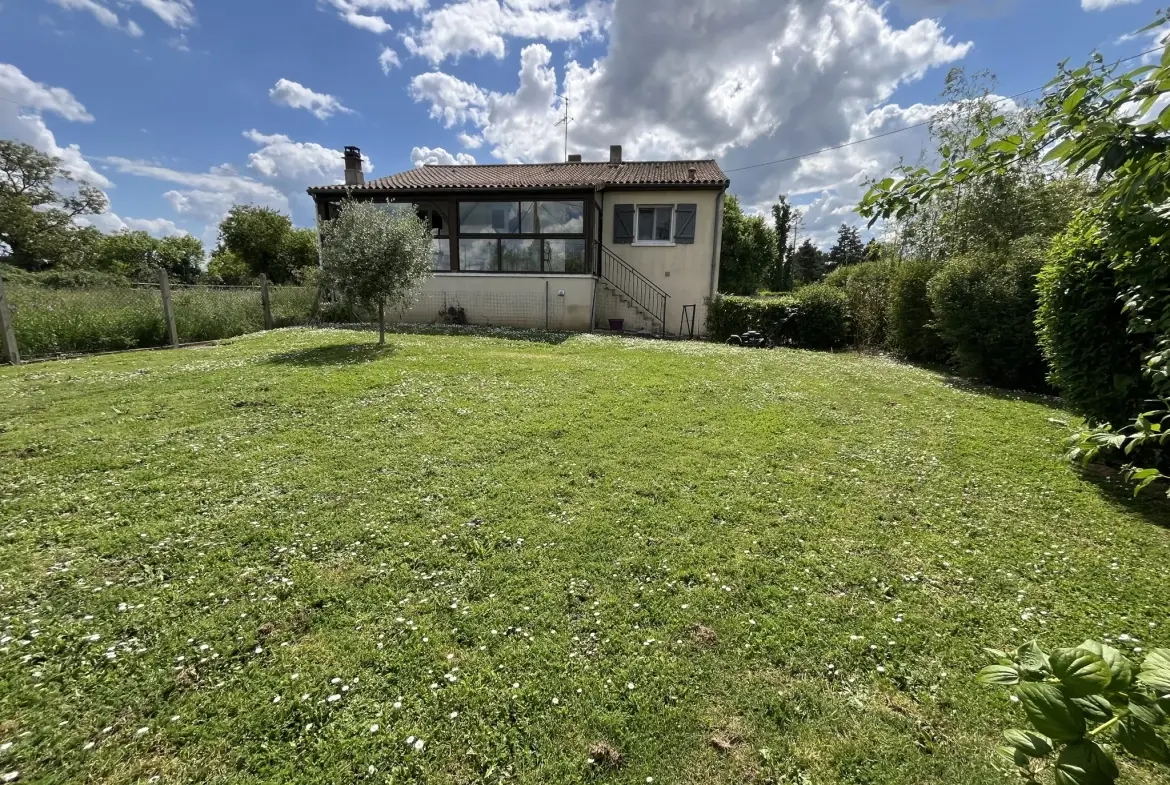 Maison 7 pièces de 160 m² avec grand jardin proche Thouars 