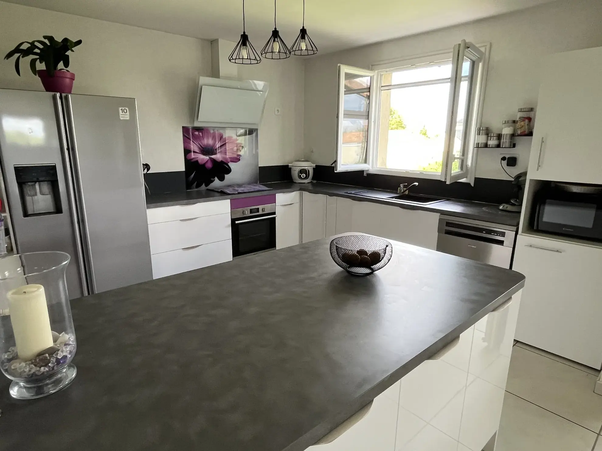 Maison 7 pièces de 160 m² avec grand jardin proche Thouars 