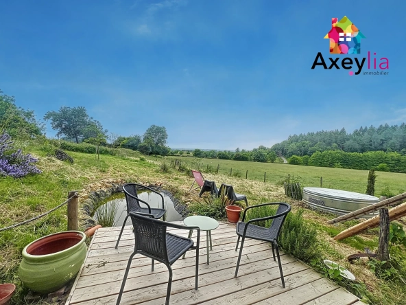 Maison en vente avec dépendances et grand terrain à Semur en Brionnais