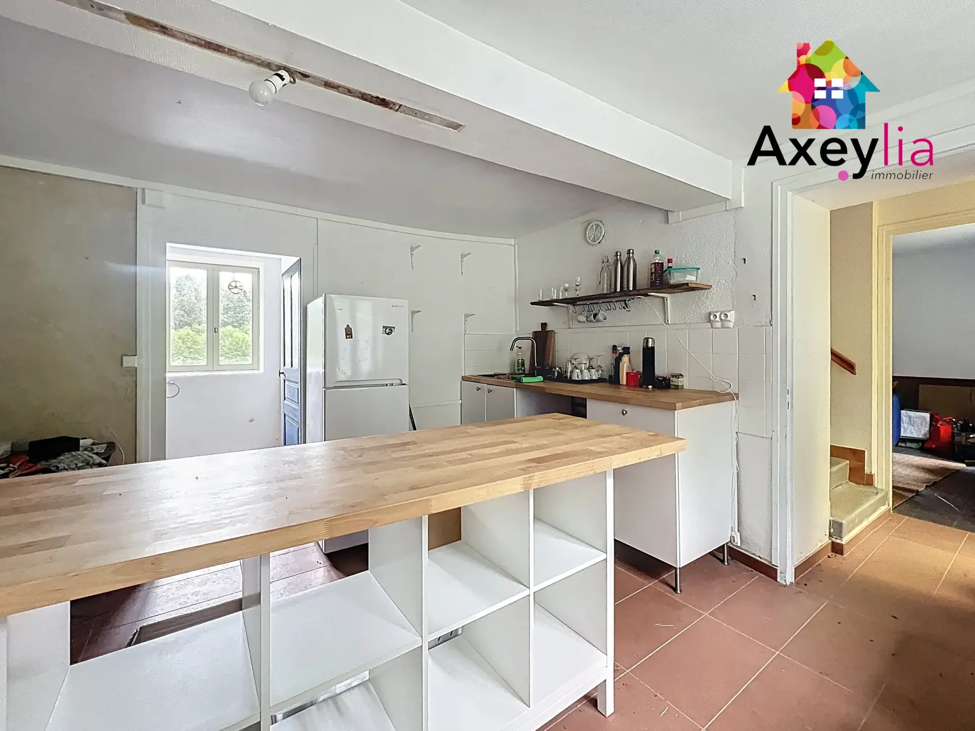 Maison en vente avec dépendances et grand terrain à Semur en Brionnais 