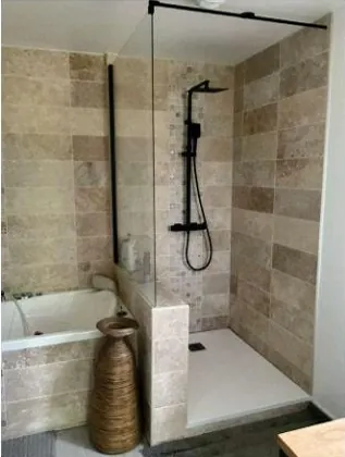 Spacieuse maison T7 à Quevillon avec jardin et 6 chambres en vente aux enchères 