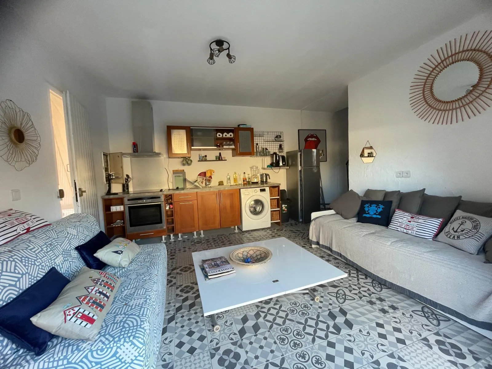 Villa mitoyenne à Poggio Mezzana à 300m de la plage avec jardin et 2 chambres 