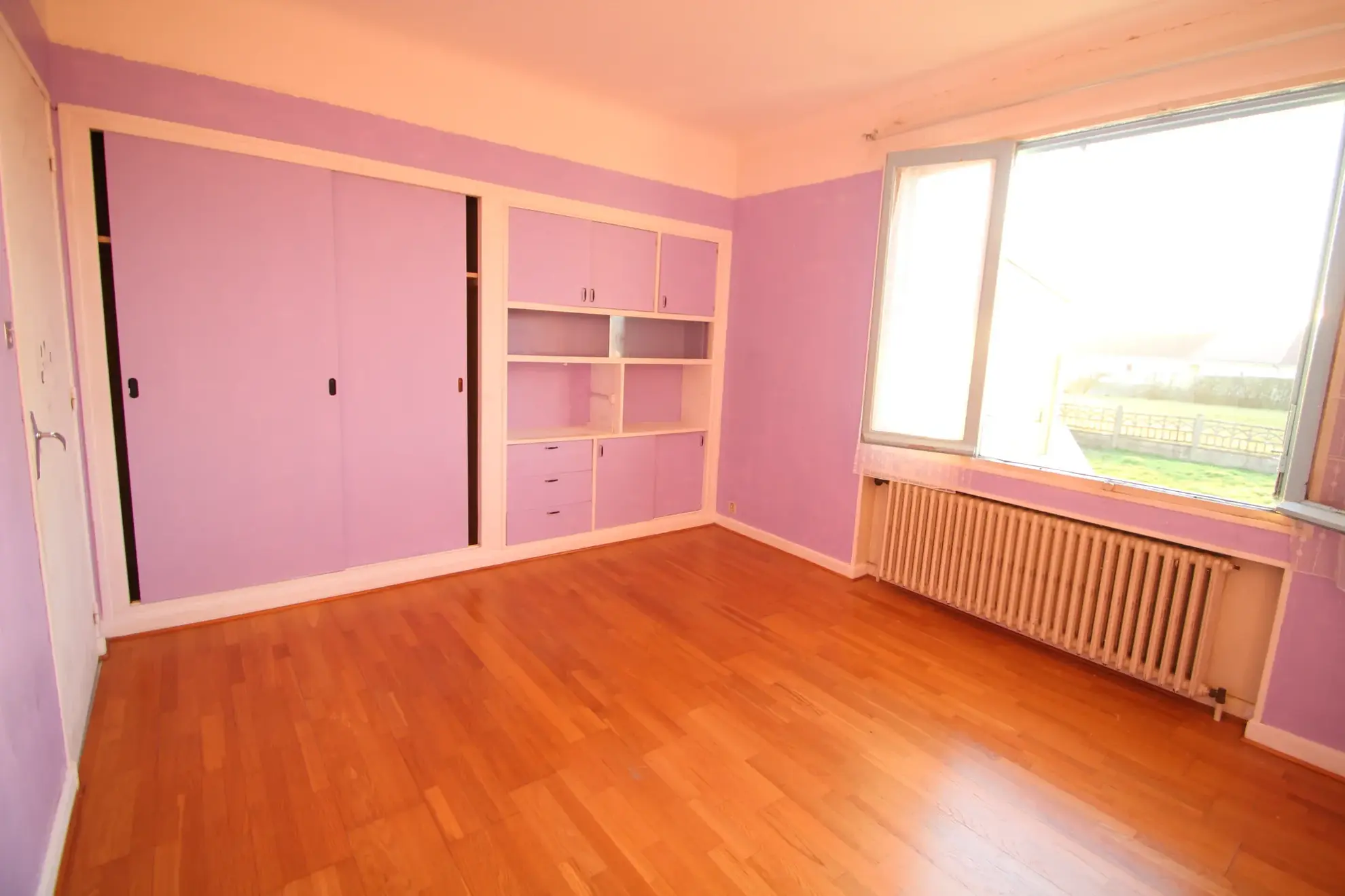 Maison familiale avec jardin et sous-sol à Bourbon Lancy en vente 