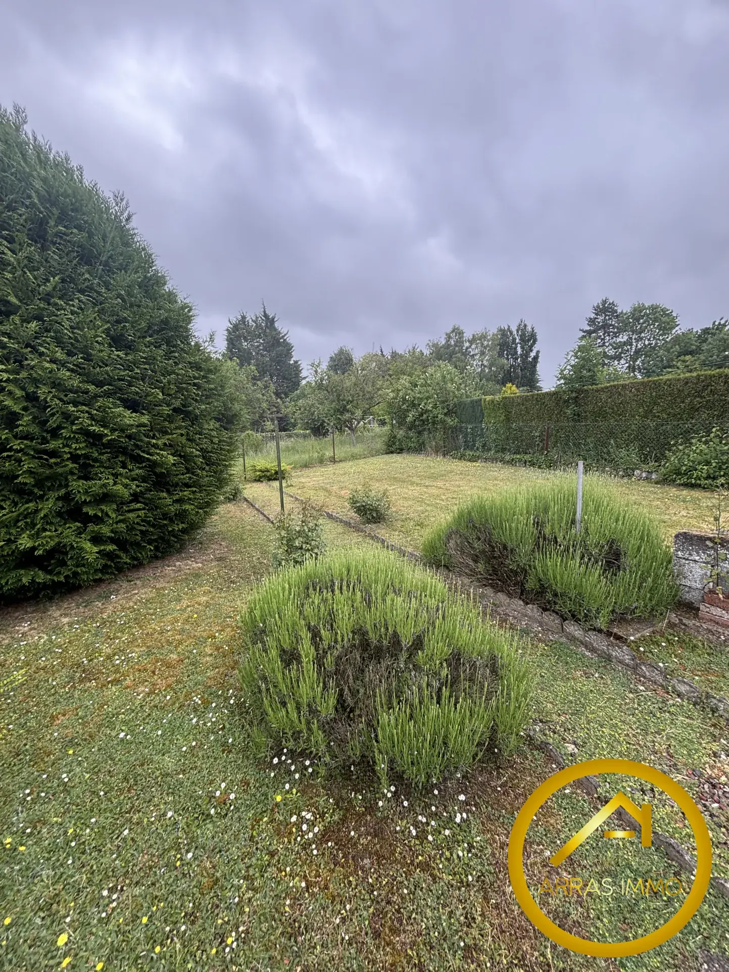 Charmante maison individuelle de 108 m² à Angres avec grand potentiel 