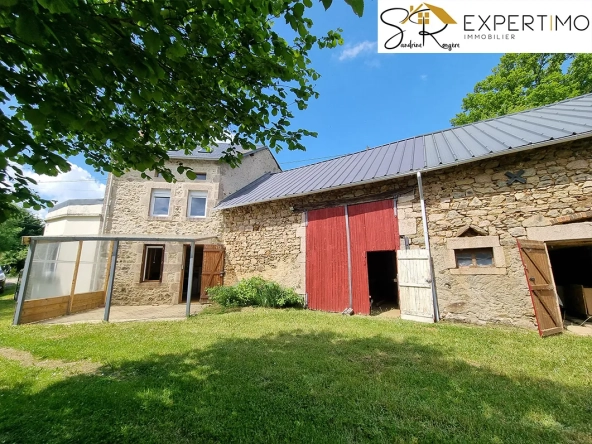 Charmante maison avec dépendances et grand terrain à Servant (63560)