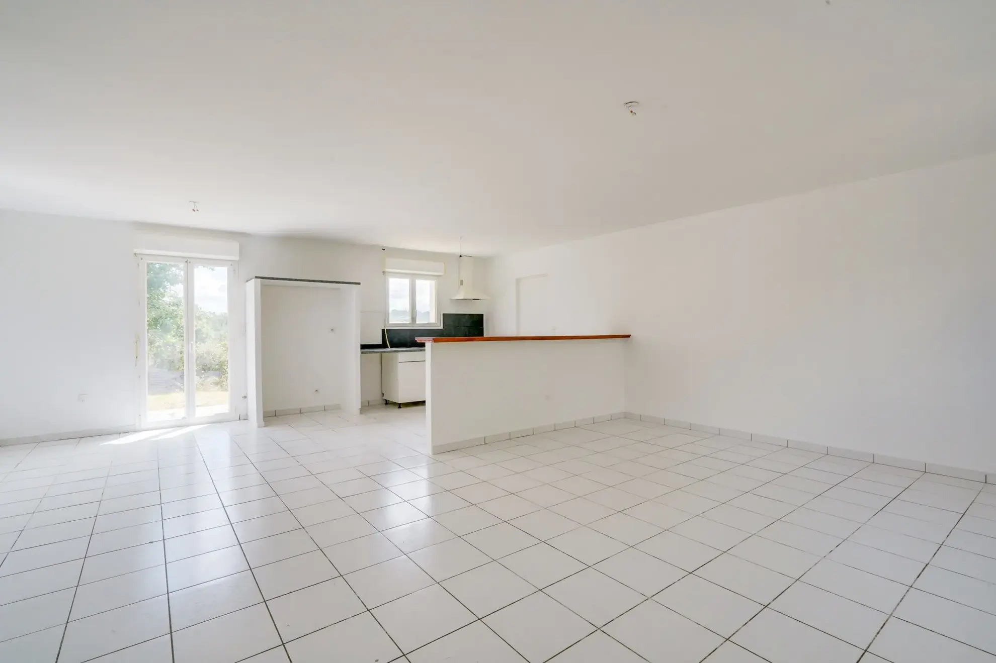 Maison 3 chambres avec garage et terrasse à Plassac à vendre 