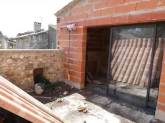Villa de 110 m² à vendre à Canet pour 30 000 € - Opportunité rare en vente aux enchères 