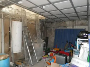 Villa de 110 m² à vendre à Canet pour 30 000 € - Opportunité rare en vente aux enchères 