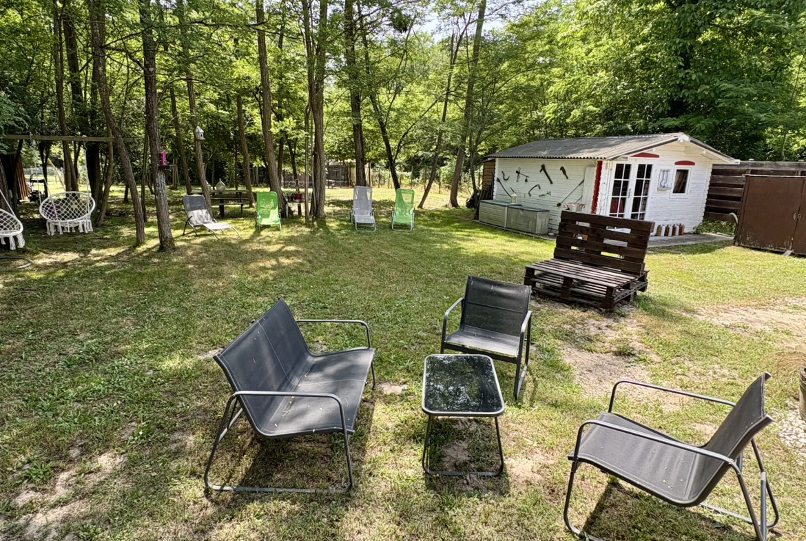 Maison à vendre à Sauternes avec 3 chambres, terrasse et garage près de Langon 