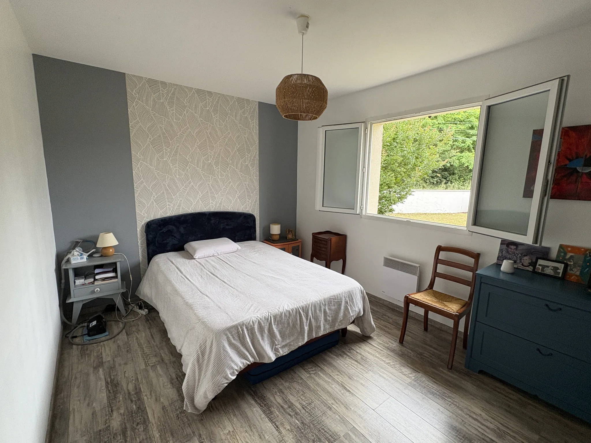Maison 3 chambres à vendre à Sauternes, calme et lumineuse avec jardin et garage 