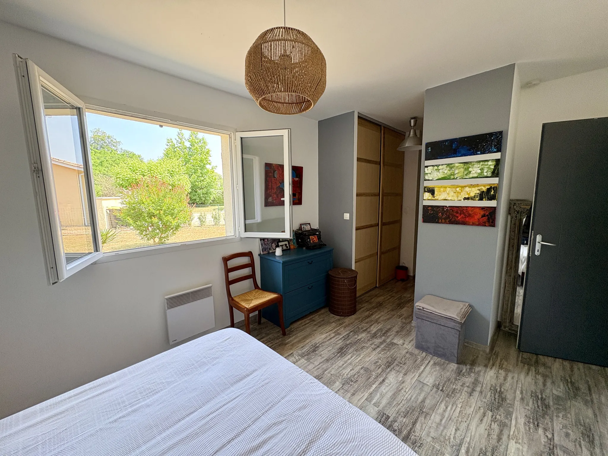 Maison à vendre à Sauternes avec 3 chambres, terrasse et garage près de Langon 