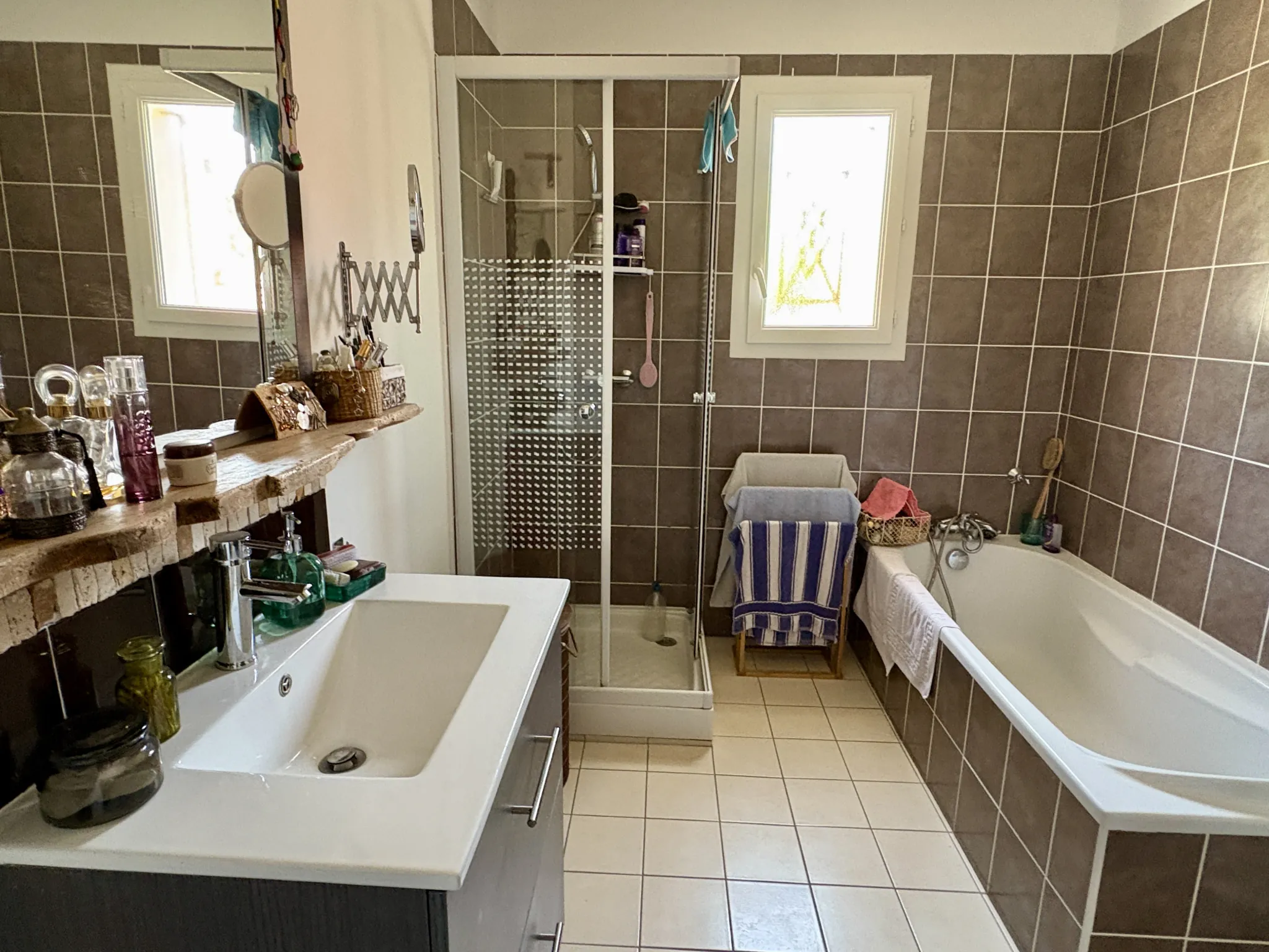 Maison à vendre à Sauternes avec 3 chambres, terrasse et garage près de Langon 