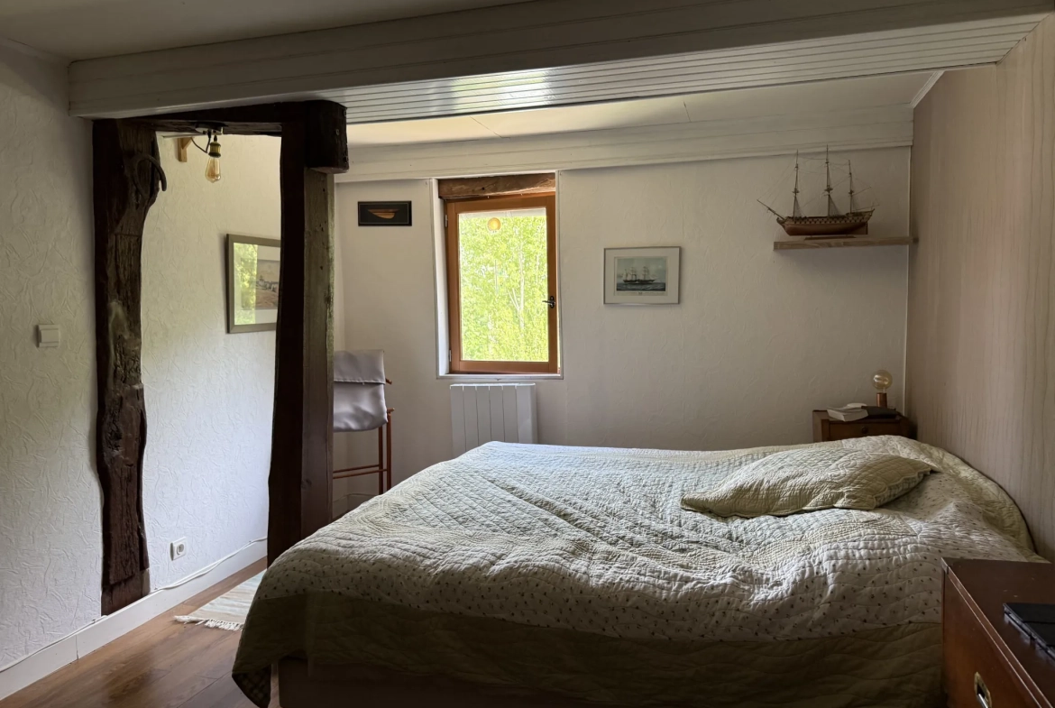 Charmante maison de caractère avec vue campagne à Guerquesalles 