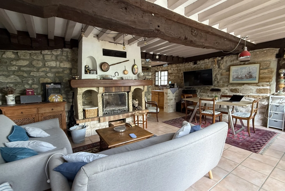 Charmante maison de caractère avec vue campagne à Guerquesalles 
