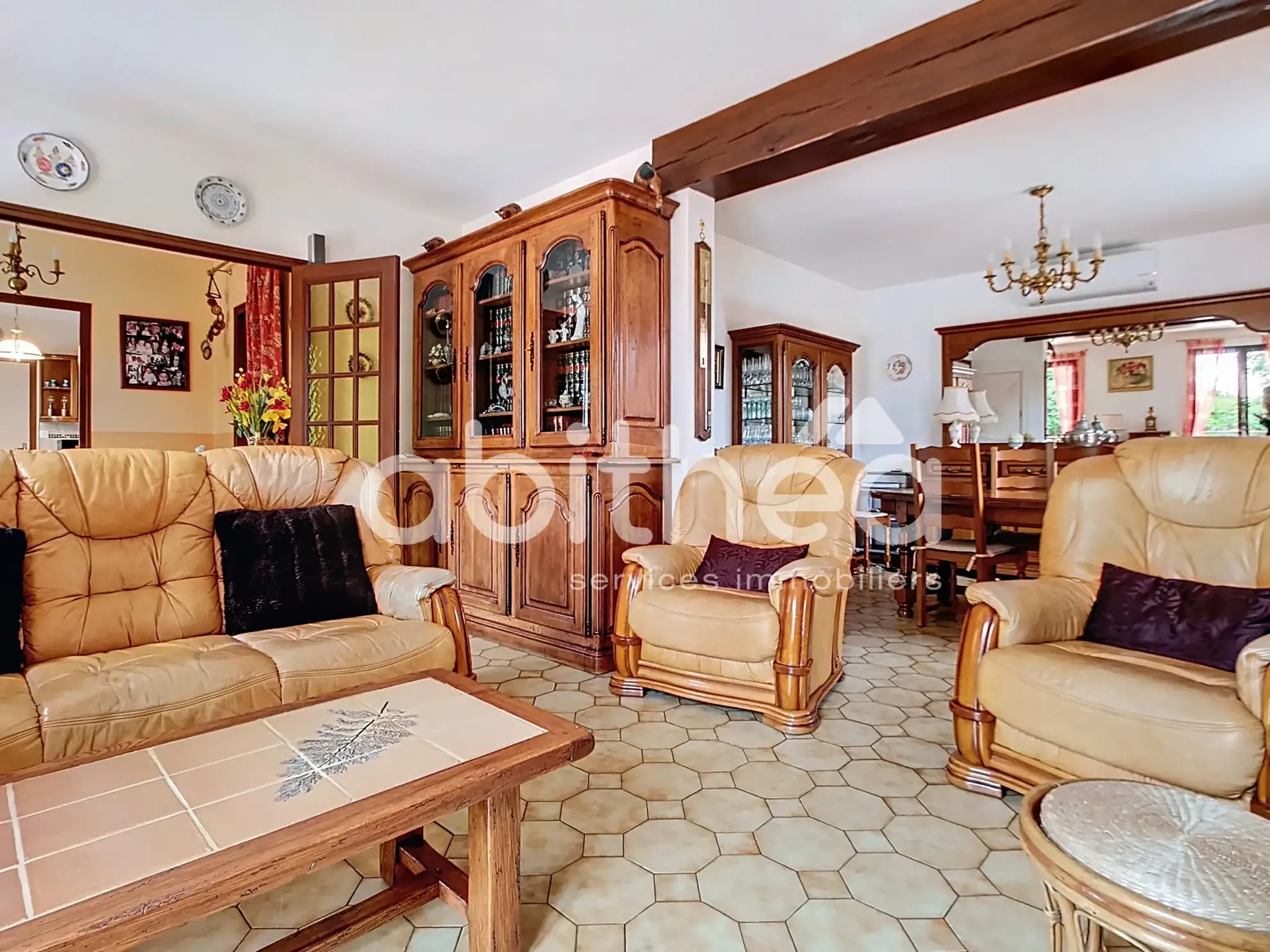 Charmante maison à Piney de 131 m² avec grands espaces et panneaux solaires 