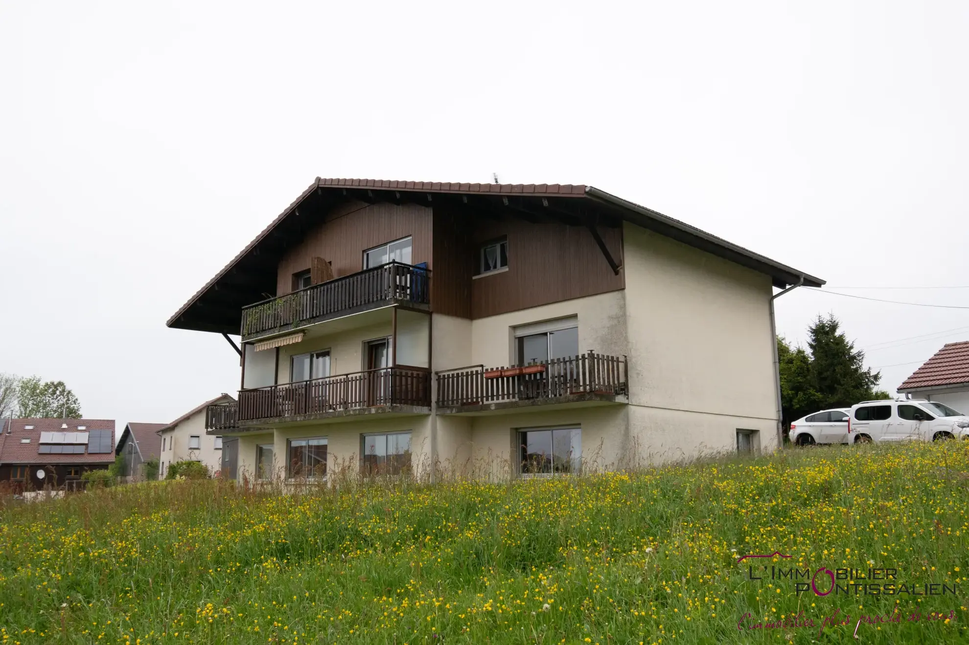 Appartement T2 avec garage à Les Fourgs - Proche frontière et douane 