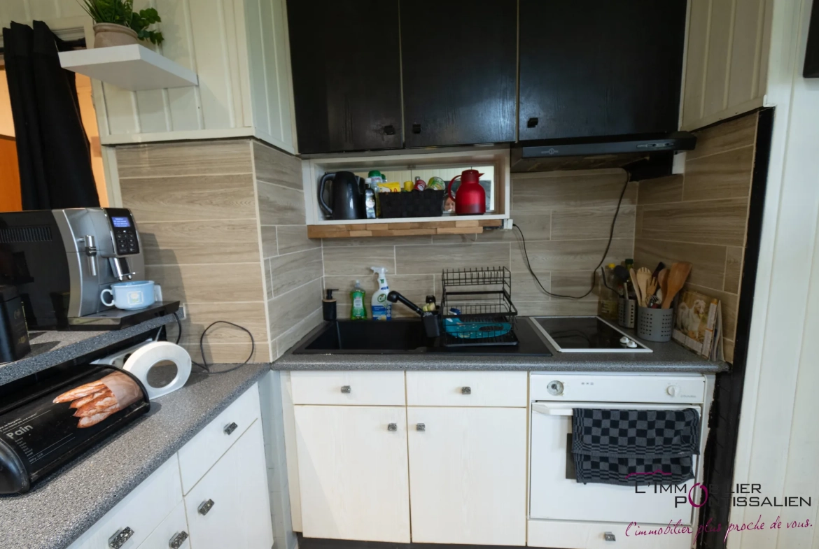 Appartement T2 avec garage à Les Fourgs - Proche frontière et douane 