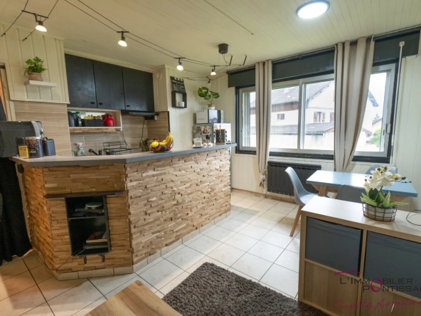 Appartement T2 avec garage à Les Fourgs - Proche frontière et douane