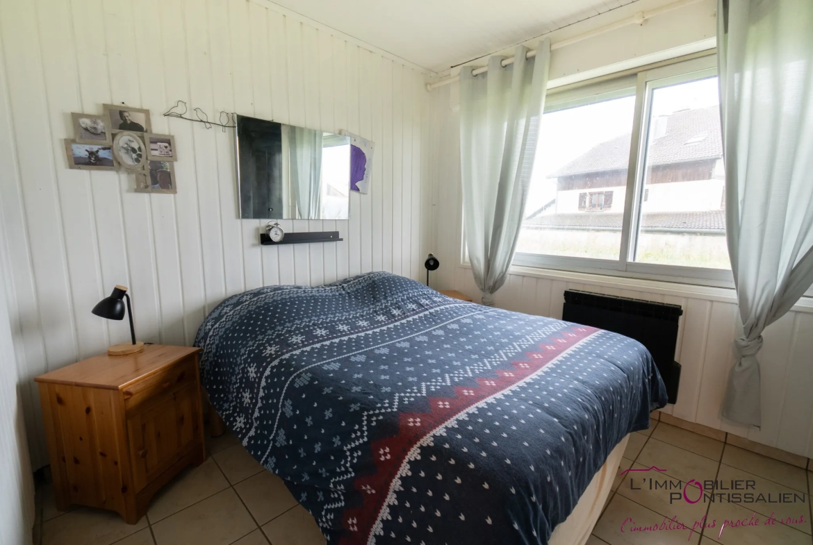 Appartement T2 avec garage à Les Fourgs - Proche frontière et douane 