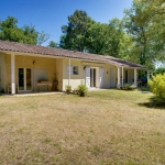 Maison 4 pièces de 92m² avec dépendances et jardin à Tauriac