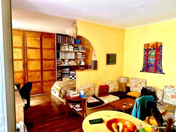 Appartement 2 pièces avec terrasse à Paris 18ème – Bonne opportunité
