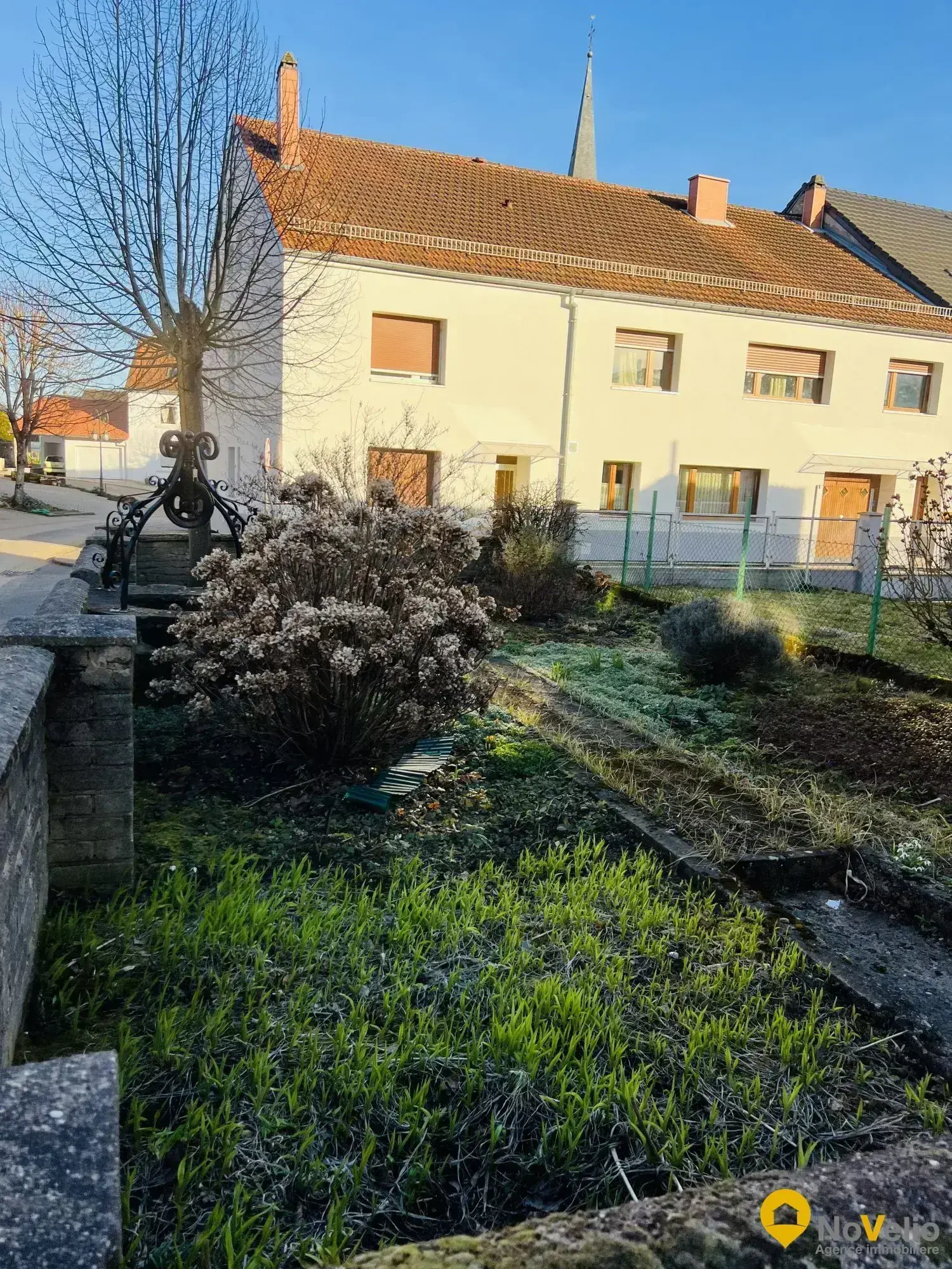Maison de village à Spicheren avec terrasse, cave et 4 chambres 