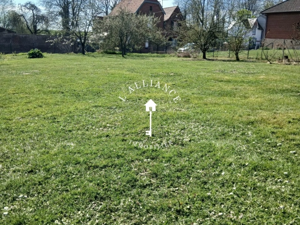 Terrain à bâtir de 800 m² dans secteur recherché proche d’Arras et Cambrai