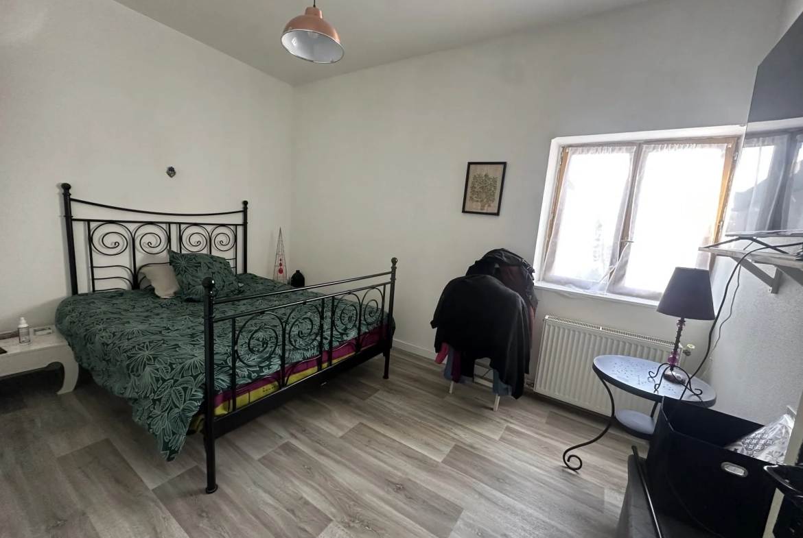Maison 6 chambres avec jardin à Roubaix, proche Wattrelos 