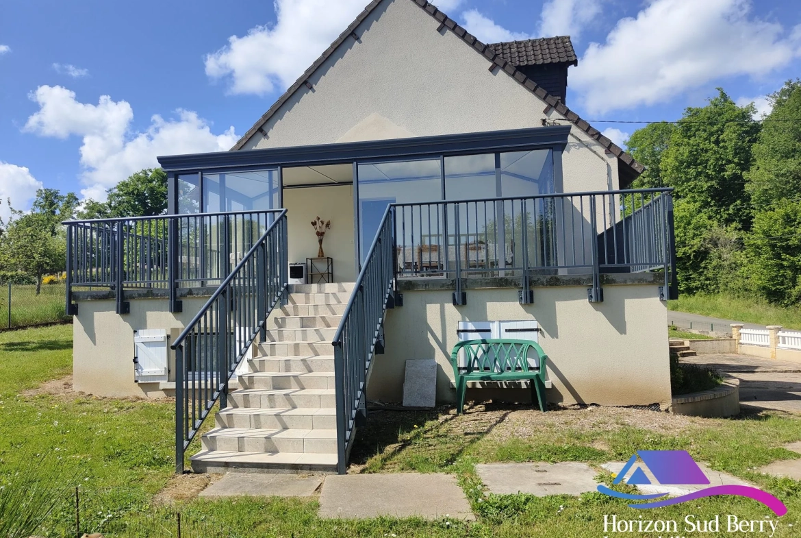 Véranda Charmante maison de 4 chambres avec studio et jardin clos à La Châtre 
