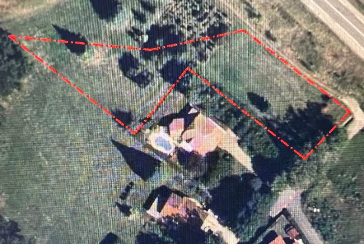 Terrain constructible de 441 m² à Copponex, idéal pour construire votre maison 